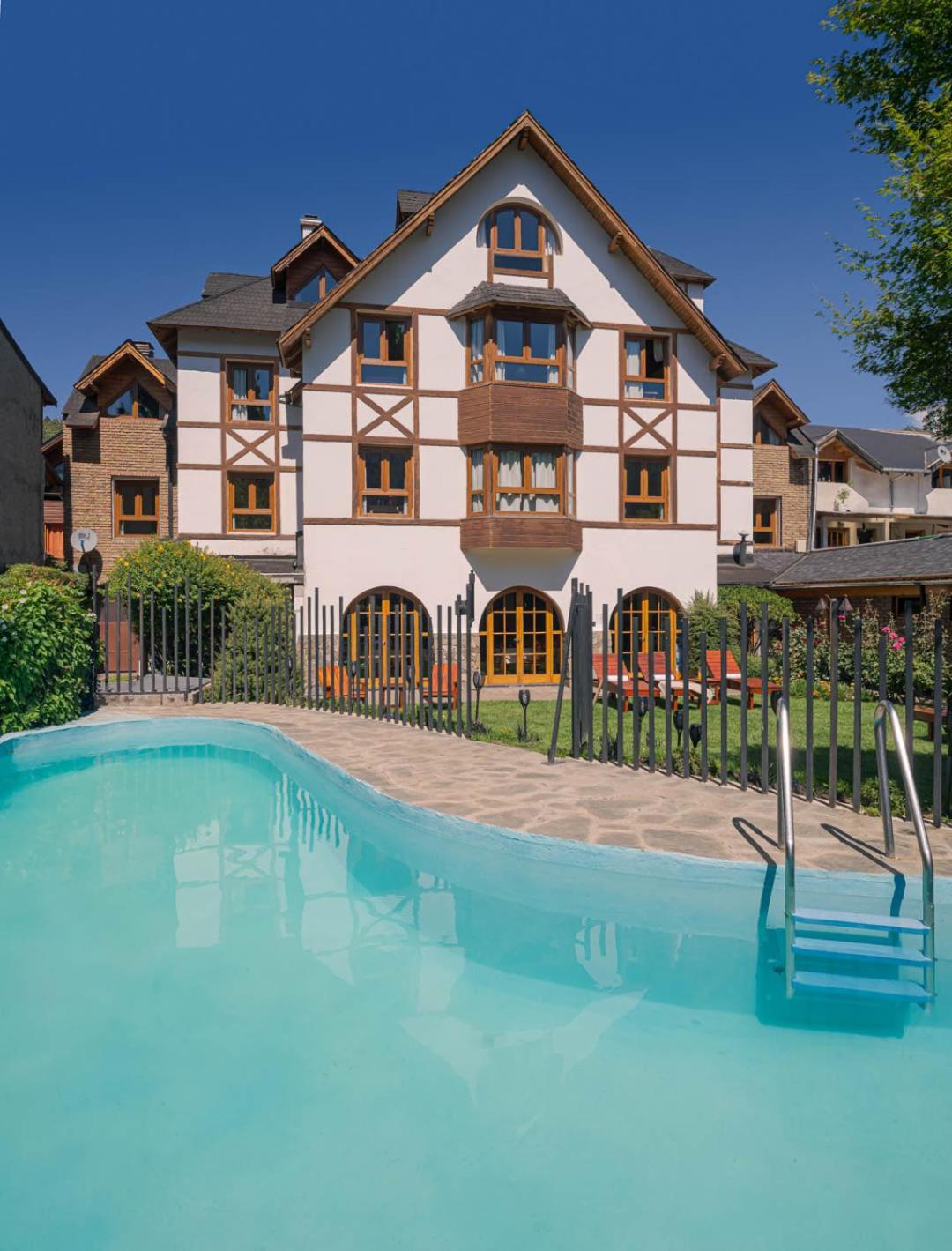 Le Chatelet Hotel 3*
